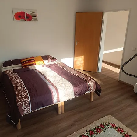 Auf Dem Bezenberg Apartment Kaiserslautern