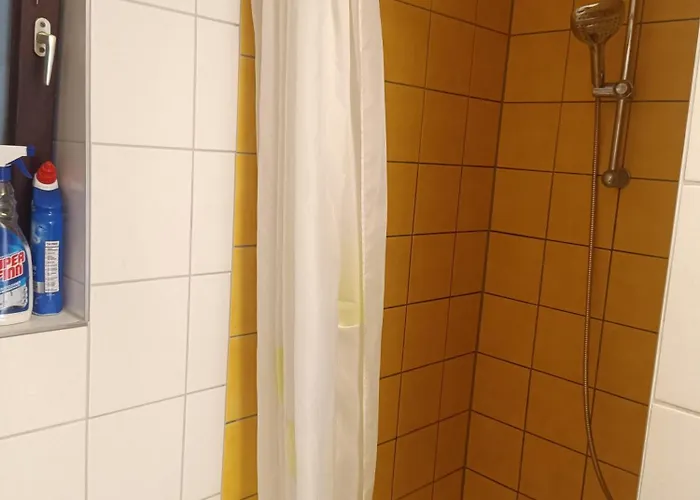 Auf Dem Bezenberg 凯撒斯劳滕